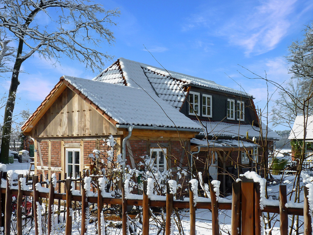 Hausansicht Winter
